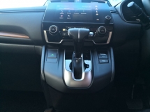 2018 HONDA CR-V 1.5 TC 涡轮两轮驱动 ((( 自由 1 一年保修 ))) 一年取得 2018 全方位服务 KAH MOTOR 仅限 77,000 公里