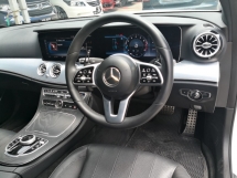 2019 MERCEDES-BENZ E-CLASS E200 CKD Gaya Sukan Tempatan Avantgarde 197BHP 71000 km Perkhidmatan Penuh HAP SENG (( percuma 2 thn Waranti ))