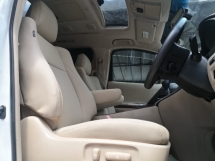 2008 TOYOTA ALPHARD 3.5 V6 GL PILOT LEATHER Edisi Tahun Dibuat 2008 Teater Rumah Sarat Penuh CoolBox Sunroof 2009
