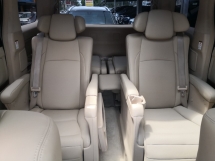 2008 TOYOTA ALPHARD 3.5 V6 GL PILOT LEATHER Edisi Tahun Dibuat 2008 Teater Rumah Sarat Penuh CoolBox Sunroof 2009
