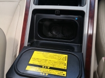 2008 TOYOTA ALPHARD 3.5 V6 GL PILOT LEATHER Edisi Tahun Dibuat 2008 Teater Rumah Sarat Penuh CoolBox Sunroof 2009