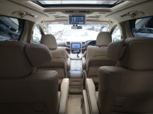 2008 TOYOTA ALPHARD 3.5 V6 GL PILOT LEATHER Edisi Tahun Dibuat 2008 Teater Rumah Sarat Penuh CoolBox Sunroof 2009