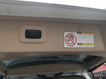 2008 TOYOTA ALPHARD 3.5 V6 GL PILOT LEATHER Edisi Tahun Dibuat 2008 Teater Rumah Sarat Penuh CoolBox Sunroof 2009