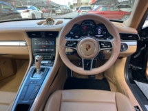2016 PORSCHE 911 卡雷拉 3.0 (一个) 