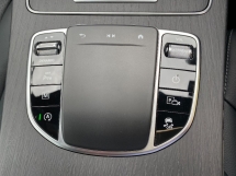 2020 MERCEDES-BENZ GLC 200 2.0 (一个) AMG CKD 13K KM 全方位服务 U/保修