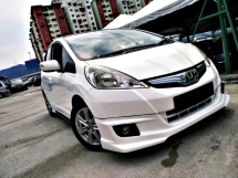 2015 HONDA JAZZ 1.3 (HYBRID) FACELIFT