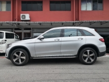 2017 MERCEDES-BENZ GLC-CLASS GLC200 Eksklusif TAHUN DIBUAT 2017 Selesai 90k km Sahaja Perkhidmatan Penuh HAP SENG STAR ((( 2 thn Waranti )))