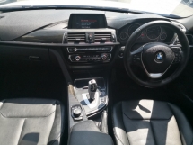 2017 BMW 3 SERIES 318i 1.5 TURBO Luxury YEAR MADE 2017 Mil 85k km Full Service Ingress Auto (( FREE 2 YRS WARRANTY ))