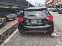 2014 MERCEDES-BENZ A250 2014 梅赛德斯-奔驰 A250 AMG 运动版 2.0 (一个) JP 规范 REG 2018