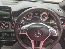 2014 MERCEDES-BENZ A250 2014 梅赛德斯-奔驰 A250 AMG 运动版 2.0 (一个) JP 规范 REG 2018