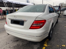2012 梅赛德斯-奔驰 C 级 C200 CGI BLUE EFFICIENCY AVANTGARDE CKD 整容