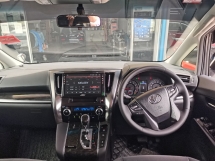 2017 TOYOTA ALPHARD 2017 Toyota Alphard 2.5 S Berdaftar 2021