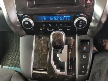 2017 TOYOTA ALPHARD 2017 Toyota Alphard 2.5 S Berdaftar 2021