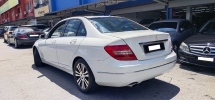 2012 梅赛德斯-奔驰 C 级 C200 1.8cc AVT (一个) CKD 109K 公里 2 年保修 17 S / RIM