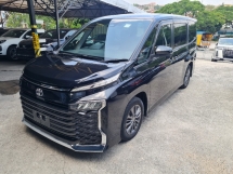 2022 TOYOTA VOXY 2.0 NEW MODEL 8 SEATS PRE CRASH SYSTEM LANE DEPARTURE ALERT REVERSE CAMERA JAPAN GRADE 4.5 UNREG