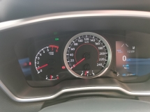 2022 TOYOTA COLLOLA CROSS 2022 Toyota Corolla Cross 1.8 V SUV Spesifikasi Penuh UW Sehingga 05/20207 CKD