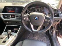 2020 BMW 3 SERIES 320I Sport CKD 62K KM Full Service Under Warranty 