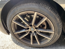 2020 BMW 3 SERIES 320I Sport CKD 62K KM Full Service Under Warranty 