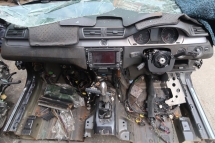 VOLKSWAGEN CC 2.0 HALF CUT Half-cut 