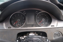 VOLKSWAGEN CC 2.0 HALF CUT Half-cut 