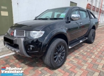 2013 MITSUBISHI TRITON VGT 4WD PICK-UP 2.5 AUTO TURBO / CONDITION TIPTOP / 1 YEAR WARRANTY / WELCOME CASH BUYER
