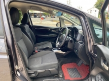 2018 HONDA JAZZ 1.5 (A) FULL SERVICE RECORD WITH HONDA MUKA RM300