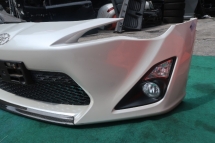 TOYOTA FT86 FRONT BUMPER Exterior & Body Parts 
