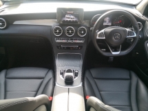 2019 MERCEDES-BENZ GLC 250 AMG 4matic年制作 2019 里程 52000 km 只提供全方位服务 HAP SENG ((( 自由 2 一年保修 )))