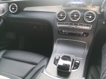 2019 MERCEDES-BENZ GLC 250 AMG 4matic年制作 2019 里程 52000 km 只提供全方位服务 HAP SENG ((( 自由 2 一年保修 )))