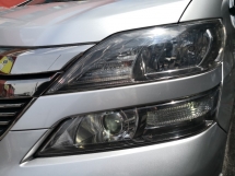 2012 TOYOTA VELLFIRE 2.4 V 规格 制造年份 2012 全新 Facelift Elec 记忆座椅家庭影院 Bodykit (( 2 年度保修 ))