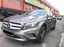 2015 MERCEDES-BENZ GLA GLA200 CBU TAHUN DIBUAT 2015 Pengangkutan Kitaran Servis Penuh 84k km Sahaja (( PERCUMA 2 JAMINAN TAHUN ))