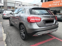 2015 MERCEDES-BENZ GLA GLA200 CBU TAHUN DIBUAT 2015 Pengangkutan Kitaran Servis Penuh 84k km Sahaja (( PERCUMA 2 JAMINAN TAHUN ))