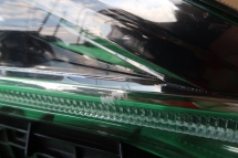 TOYOTA HARRIER ZSU60 HEADLAMP PER SIDE Lighting 
