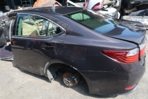 LEXUS ES250 REAR CUT Half-cut 