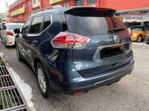 2015 NISSAN X-TRAIL 2.5L 环绕摄像头 7 座真皮座椅 无钥匙