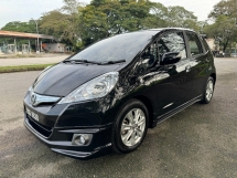 2014 HONDA JAZZ 1.3 (A) Hybrid 1 Lady Owner Only TipTop Condition