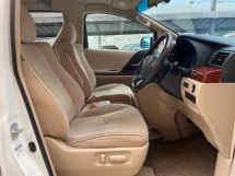 2009 TOYOTA VELLFIRE 2.4 五、已注册 2011 7Seater 2电动车门摄像头 