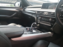 2018 宝马 X5 xDrive40e M SPORT 制造 2018 全方位服务巴伐利亚汽车 ((自由 1 带混合动力电池保修的年车))