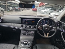 2019 梅赛德斯-奔驰 E 级 梅赛德斯-奔驰 E200 2.0cc AVANTGARDE 运动风格车型 (一个)