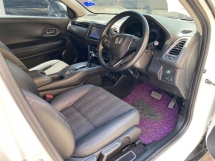 2015 HONDA HR-V 1.8 V Waran Percuma Kamera Push Start Masuk Tanpa Kunci