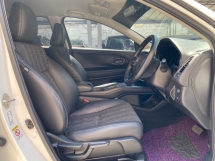 2015 HONDA HR-V 1.8 V Waran Percuma Kamera Push Start Masuk Tanpa Kunci