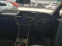 2015 HONDA ACCORD 2.0 VTI L (一个) 28千公里