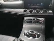 2019 MERCEDES-BENZ E-CLASS E200 SPORTSTYLE AVANTGARDE Baharu 197HP Dibuat 2019 CKD 70k km HAP SENG STAR Perkhidmatan Penuh 2 Waranti Tahun