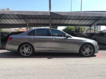 2019 MERCEDES-BENZ E-CLASS E350 AMG CKD Bukan Hibrid TAHUN DIBUAT 2019 Facelift Baru HAP SENG 31000 km Sahaja ((percuma 2 tahun waranti))
