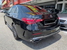 2023 MERCEDES-BENZ C-CLASS C300 2.0 Rekod Perkhidmatan Penuh AMG CKD 15K KM UW2027