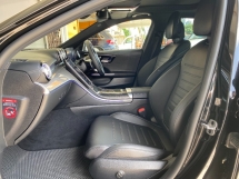 2023 MERCEDES-BENZ C-CLASS C300 2.0 Rekod Perkhidmatan Penuh AMG CKD 15K KM UW2027