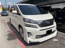 2011 TOYOTA VELLFIRE 2.4 Z FACELIFT 7Seater 2Power Doors DVD Reg 2016