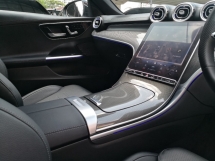2023 MERCEDES-BENZ C-CLASS C300 AMG Model Baharu TAHUN DIBUAT 2023 CKD Selesai 15000 km Sahaja Di Bawah Mercedes Malaysia Waranti kepada 2027