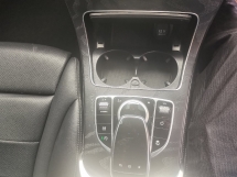 2016 梅赛德斯-奔驰 GLC 级 梅赛德斯-奔驰 GLC250 2.0cc AMG 系列 (一个) 2016