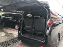 2015 丰田ALPHARD 3.5 行政酒廊满载规格年份制造 2015 已转换 2018 全新改版 (2 年保修) 